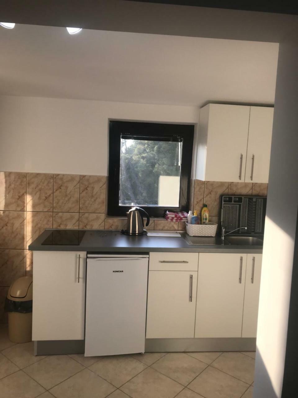 Apartman Veronika Apartment Стариград-Пакленица Екстериор снимка